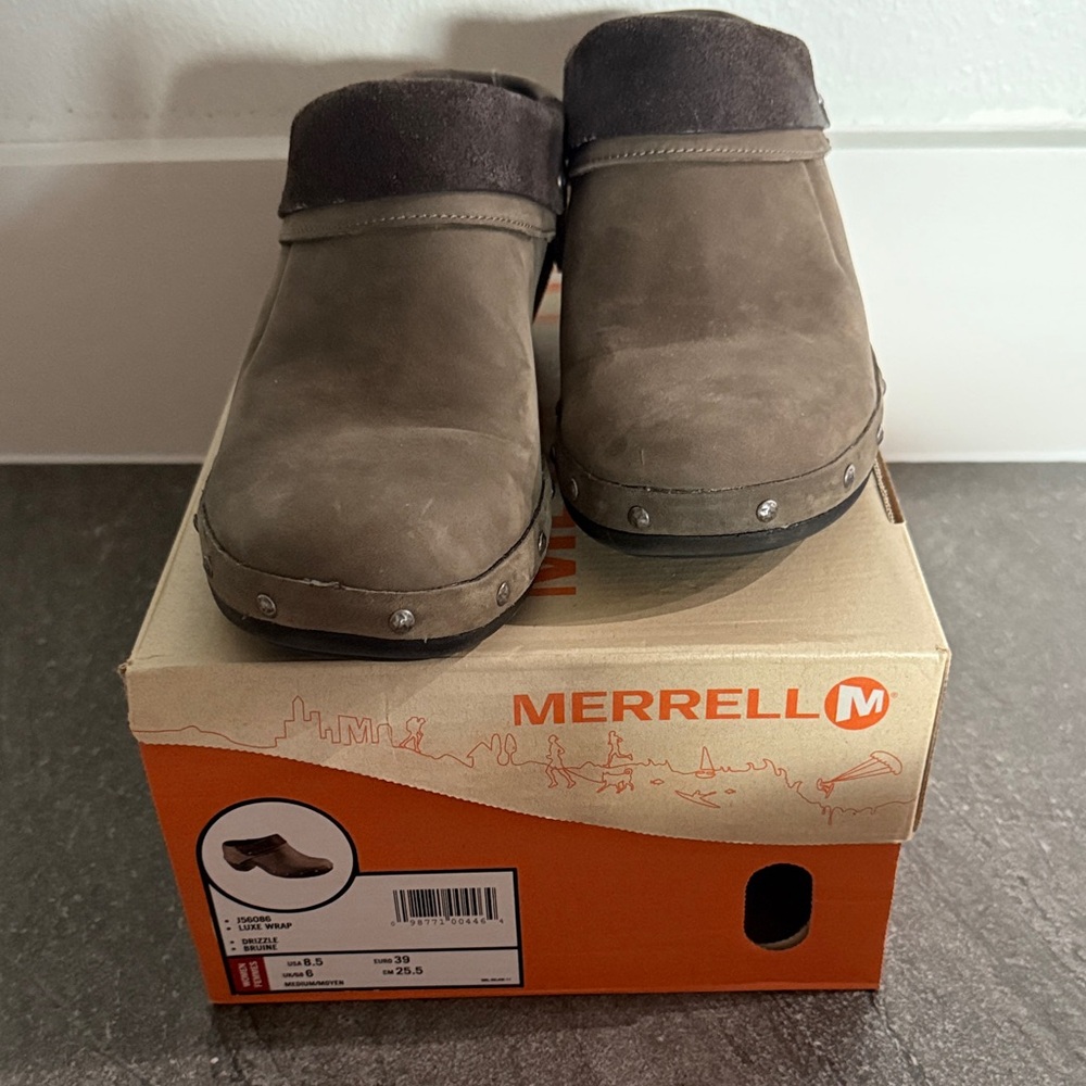 Merrell Women’s Taupe Slip-On Loafers